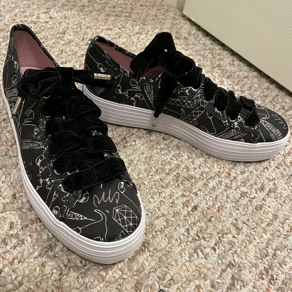 Keds with design